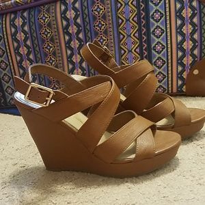Jessica Simpson Wedge